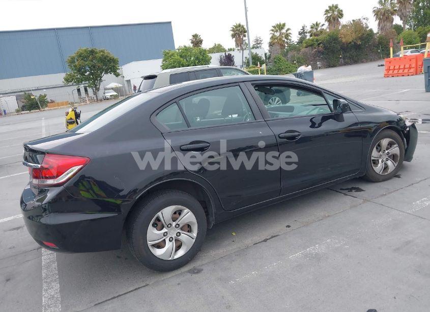 Photo 4 of 2015 Honda Civic LX (VIN 19XFB2F55FE272823)