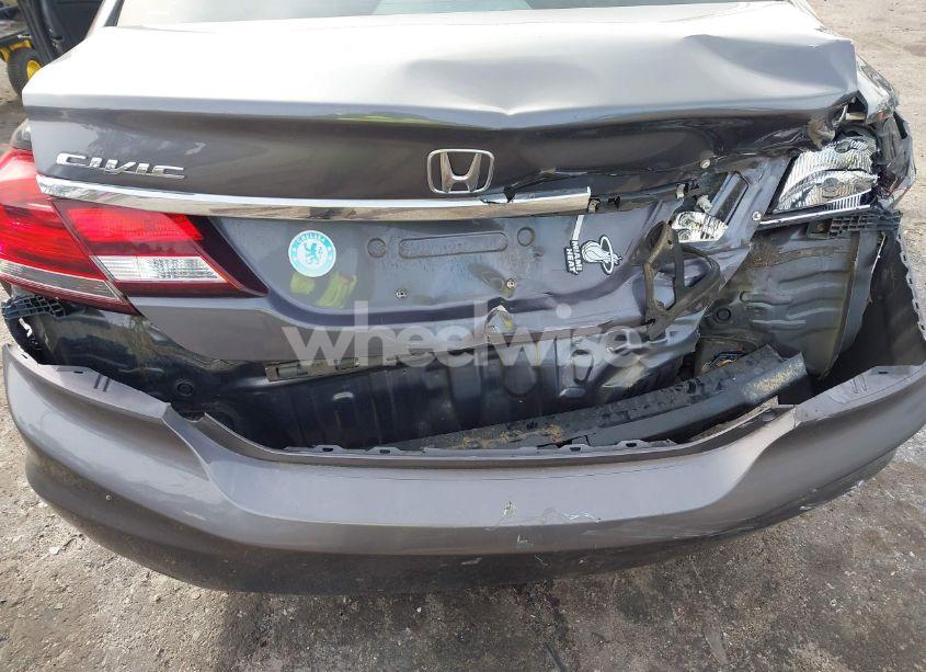 Photo 6 of 2015 Honda Civic LX (VIN 19XFB2F55FE281697)