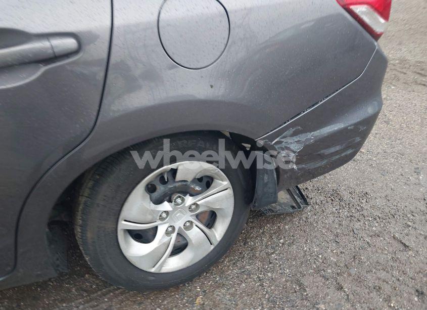 Photo 6 of 2015 Honda Civic LX (VIN 19XFB2F55FE283322)