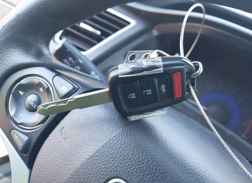 Photo 11 of 2015 Honda Civic LX (VIN 19XFB2F55FE285085)