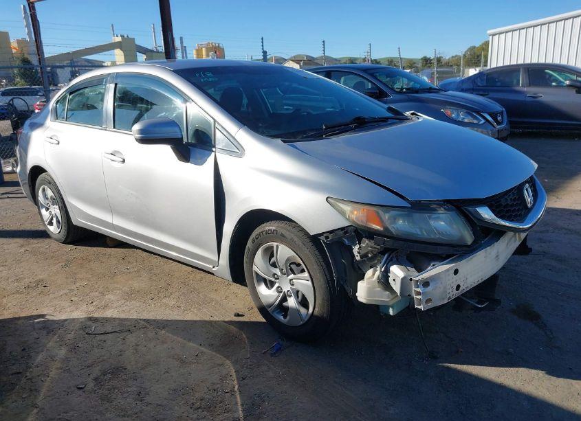 2015 Honda Civic LX (VIN 19XFB2F55FE286138) main photo