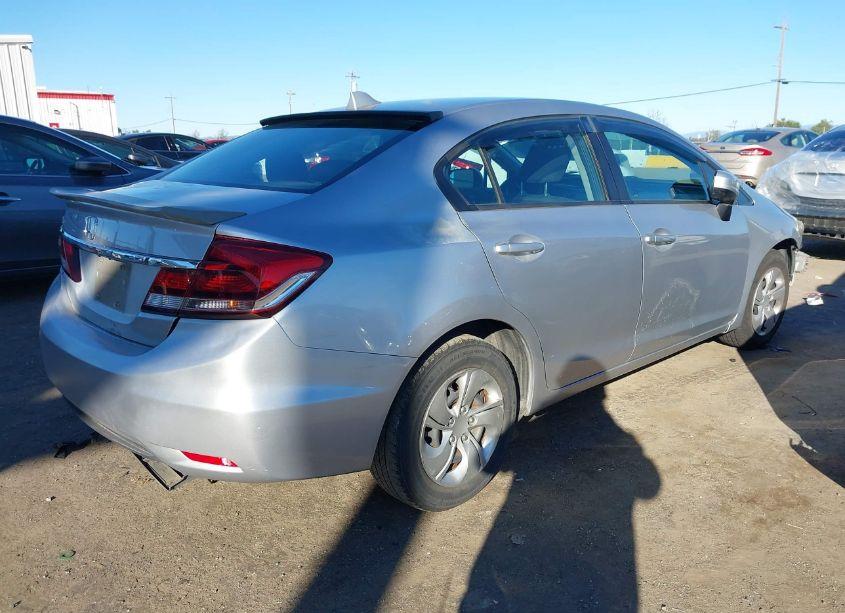 Photo 4 of 2015 Honda Civic LX (VIN 19XFB2F55FE286138)