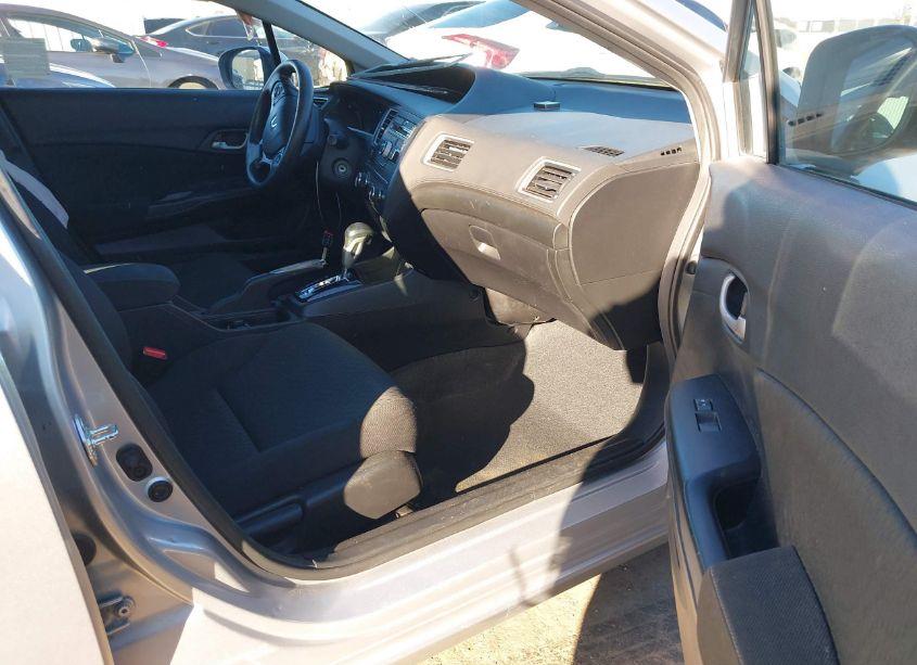 Photo 5 of 2015 Honda Civic LX (VIN 19XFB2F55FE286138)