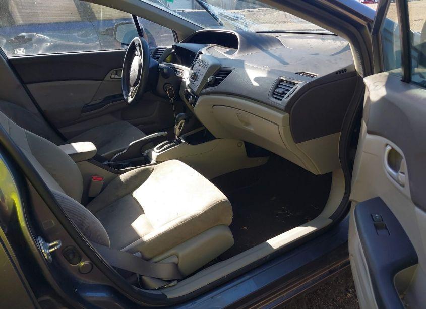 Photo 5 of 2012 Honda Civic LX (VIN 19XFB2F56CE013222)