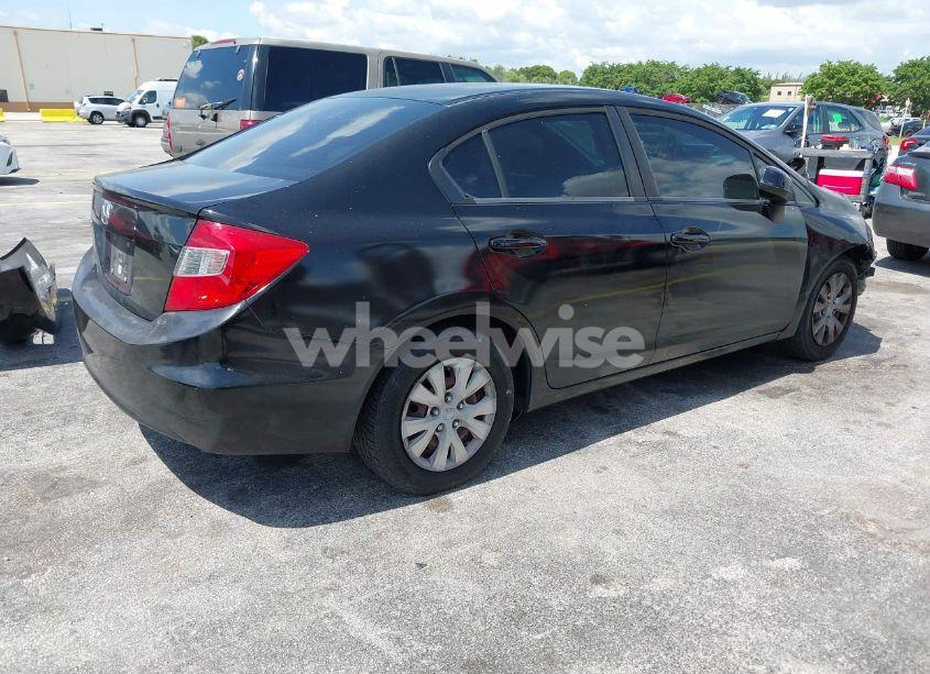 Photo 4 of 2012 Honda Civic LX (VIN 19XFB2F56CE016234)