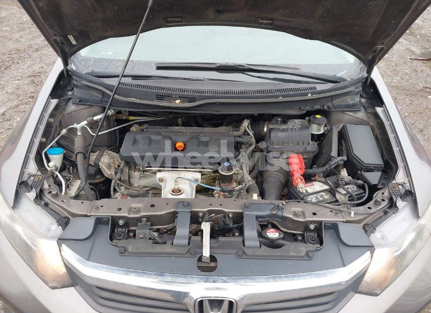 Photo 10 of 2012 Honda Civic LX (VIN 19XFB2F56CE032028)