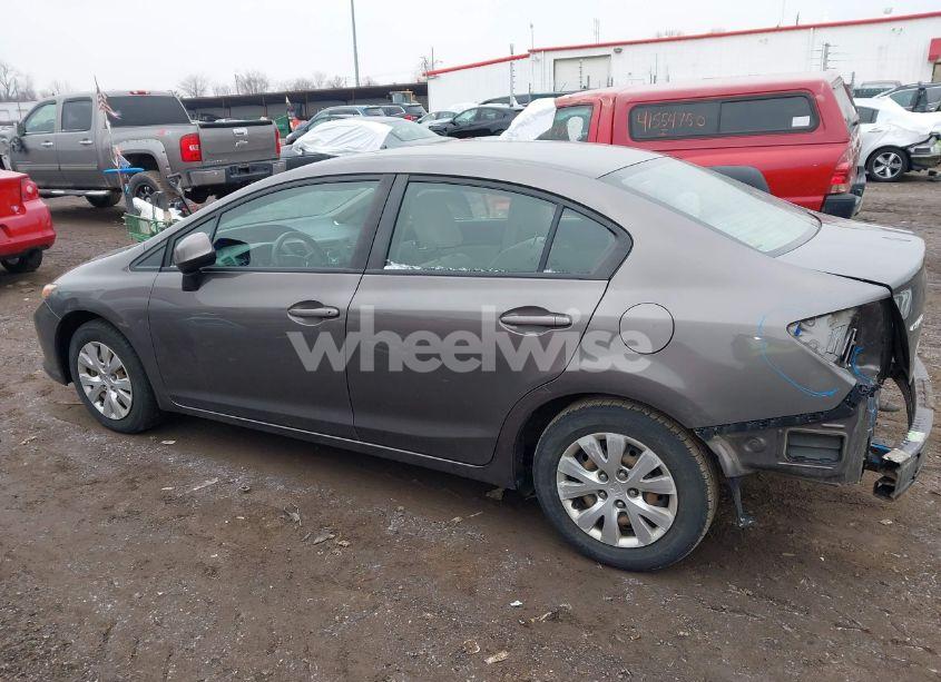 Photo 15 of 2012 Honda Civic LX (VIN 19XFB2F56CE032028)