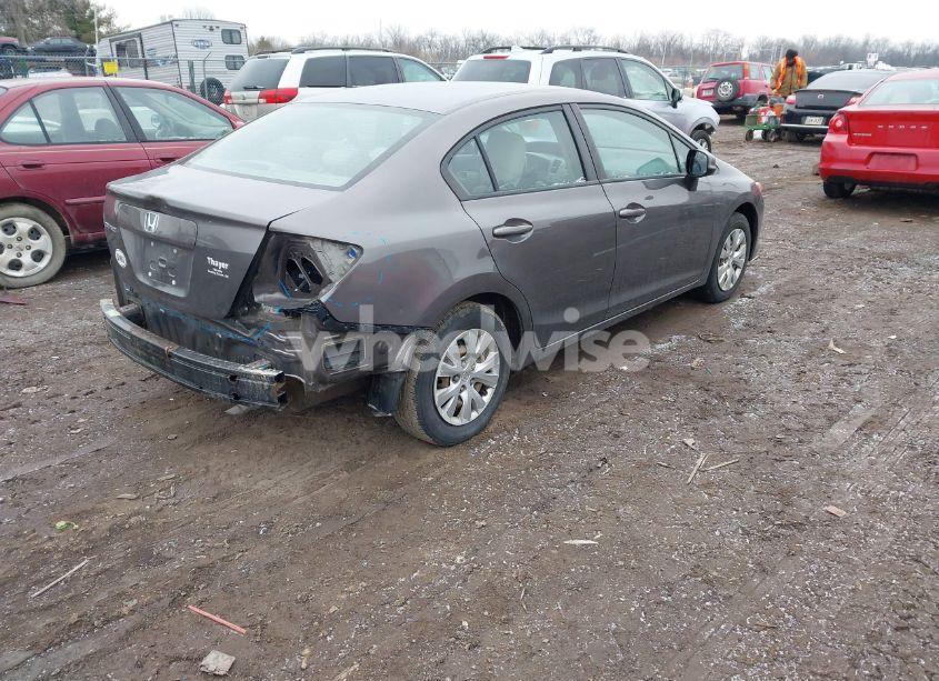 Photo 4 of 2012 Honda Civic LX (VIN 19XFB2F56CE032028)