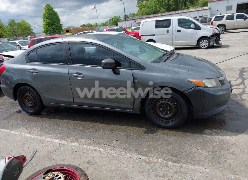 Photo 13 of 2012 Honda Civic LX (VIN 19XFB2F56CE045295)