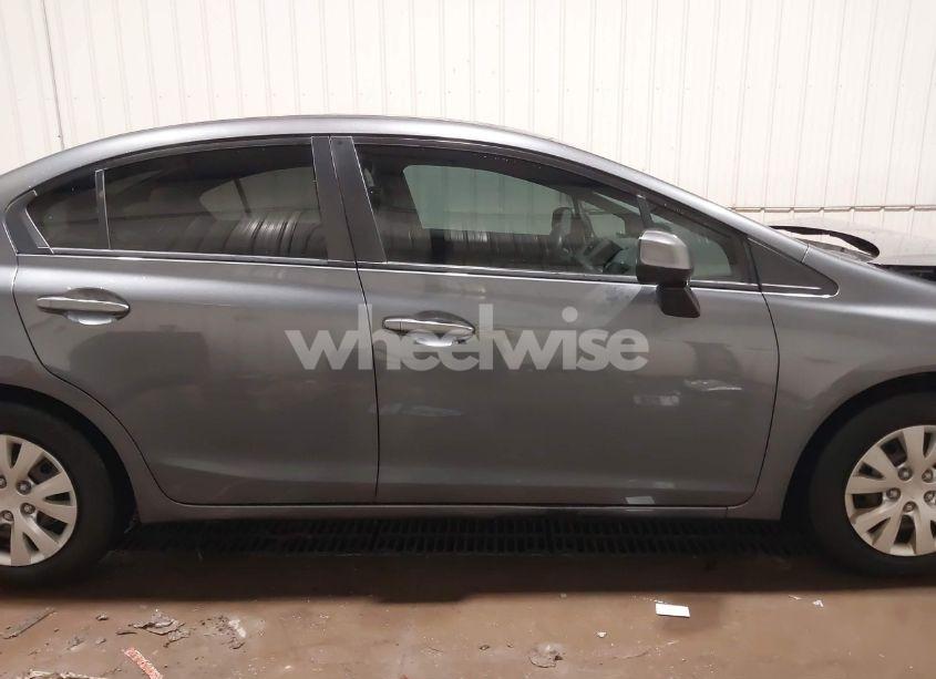 Photo 14 of 2012 Honda Civic LX (VIN 19XFB2F56CE046169)