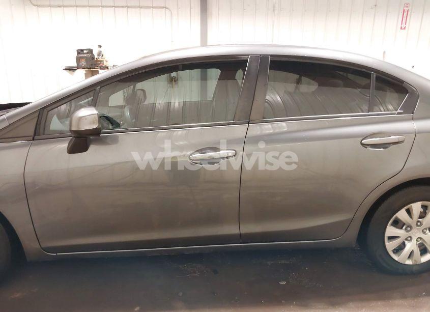 Photo 15 of 2012 Honda Civic LX (VIN 19XFB2F56CE046169)