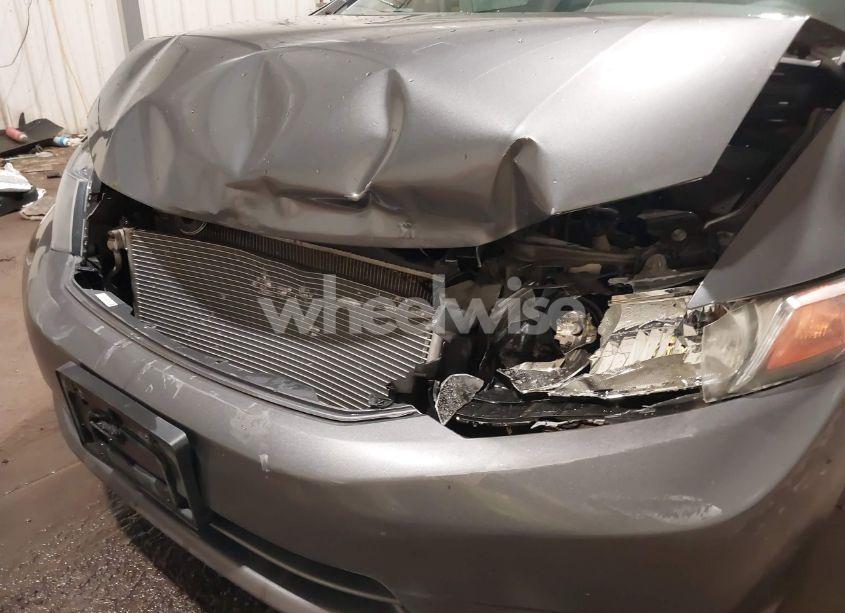 Photo 6 of 2012 Honda Civic LX (VIN 19XFB2F56CE046169)