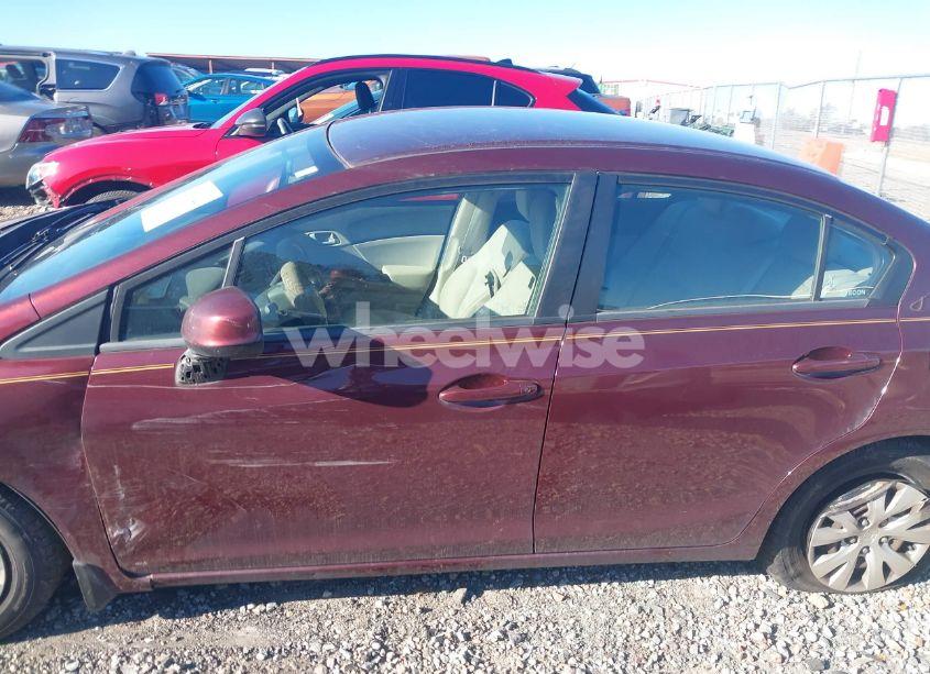 Photo 14 of 2012 Honda Civic SDN LX (VIN 19XFB2F56CE055082)