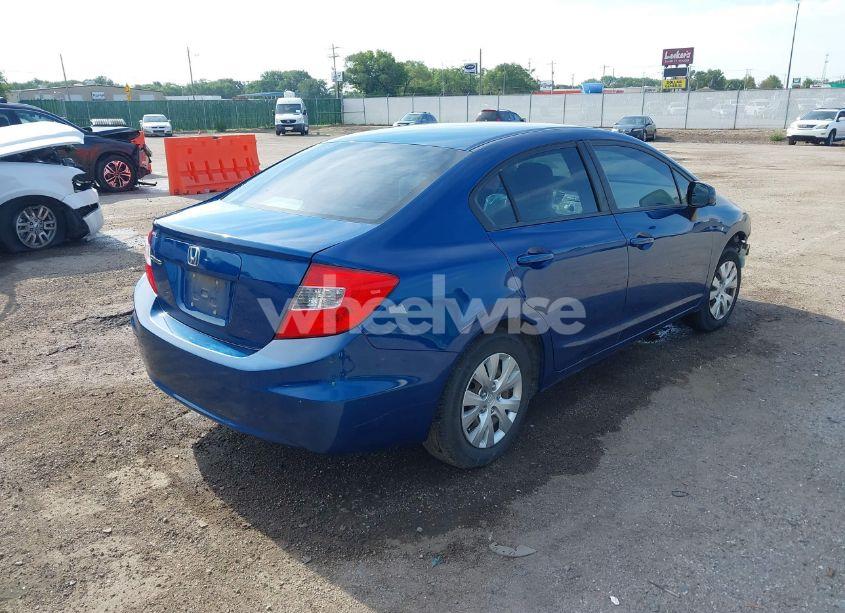 Photo 4 of 2012 Honda Civic LX (VIN 19XFB2F56CE075915)