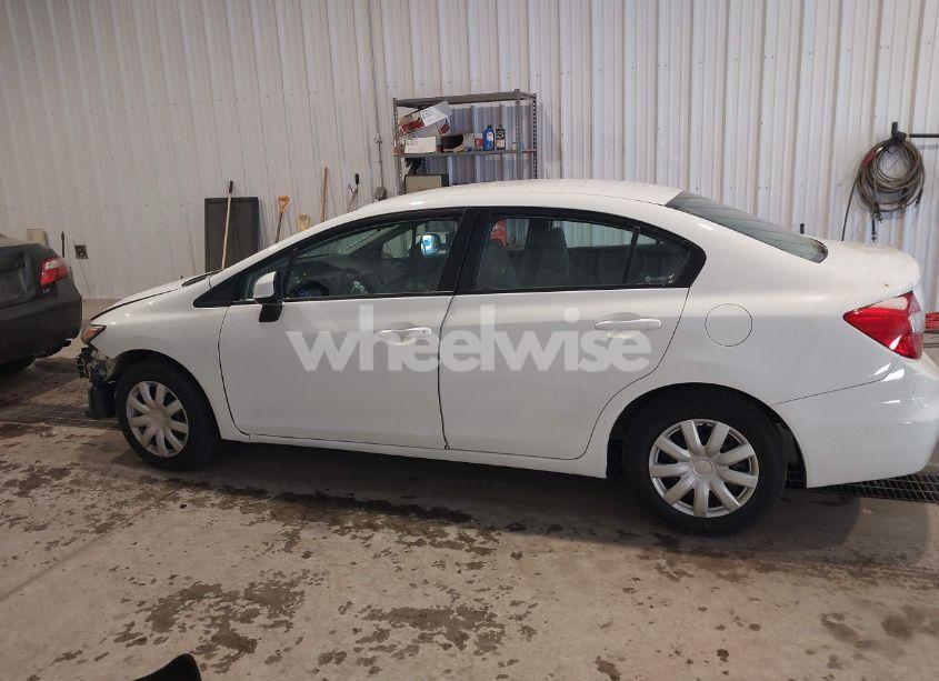 Photo 14 of 2012 Honda Civic SDN LX (VIN 19XFB2F56CE349338)