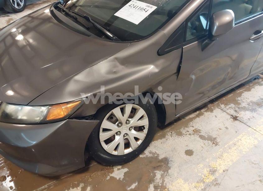 Photo 6 of 2012 Honda Civic LX (VIN 19XFB2F56CE370660)