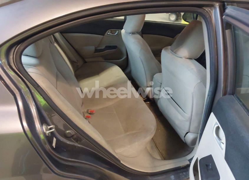 Photo 8 of 2012 Honda Civic LX (VIN 19XFB2F56CE370660)