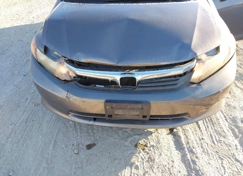 Photo 6 of 2012 Honda Civic LX (VIN 19XFB2F56CE378144)