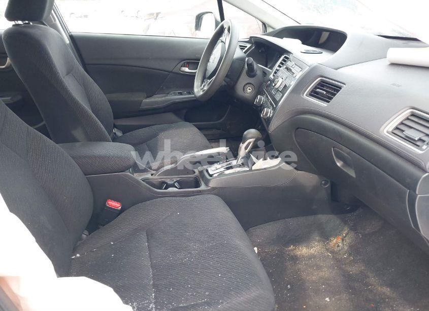 Photo 5 of 2013 Honda Civic LX (VIN 19XFB2F56DE004408)