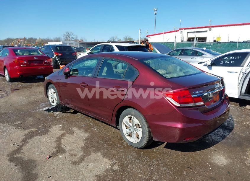 Photo 3 of 2013 Honda Civic LX (VIN 19XFB2F56DE014582)