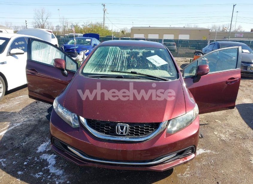 Photo 6 of 2013 Honda Civic LX (VIN 19XFB2F56DE014582)