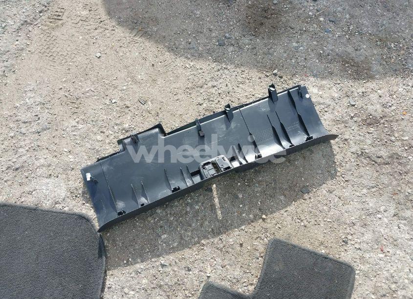 Photo 12 of 2013 Honda Civic LX (VIN 19XFB2F56DE036694)