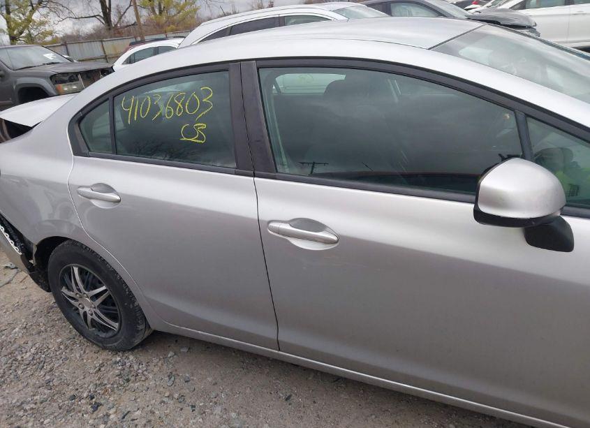 Photo 13 of 2013 Honda Civic LX (VIN 19XFB2F56DE060929)