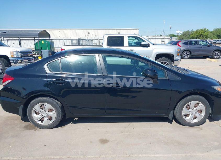 Photo 13 of 2013 Honda Civic LX (VIN 19XFB2F56DE062728)