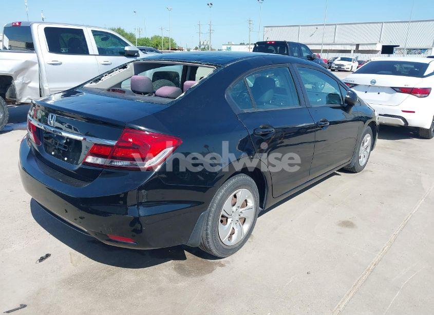 Photo 4 of 2013 Honda Civic LX (VIN 19XFB2F56DE062728)