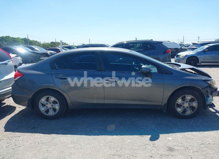 Photo 14 of 2013 Honda Civic LX (VIN 19XFB2F56DE085510)