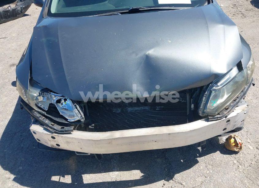 Photo 6 of 2013 Honda Civic LX (VIN 19XFB2F56DE085510)