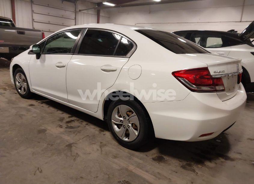 Photo 3 of 2013 Honda Civic LX (VIN 19XFB2F56DE091842)
