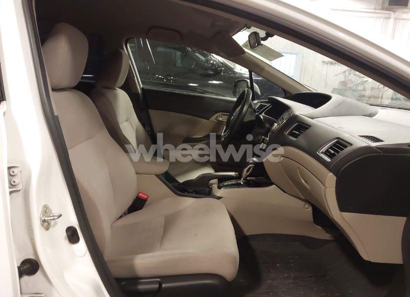 Photo 5 of 2013 Honda Civic LX (VIN 19XFB2F56DE091842)