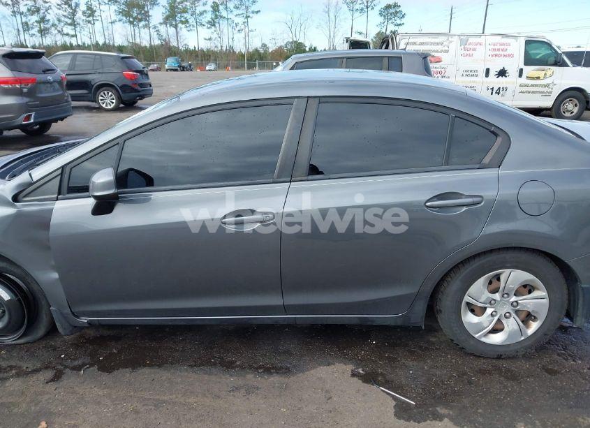 Photo 14 of 2013 Honda Civic LX (VIN 19XFB2F56DE097124)