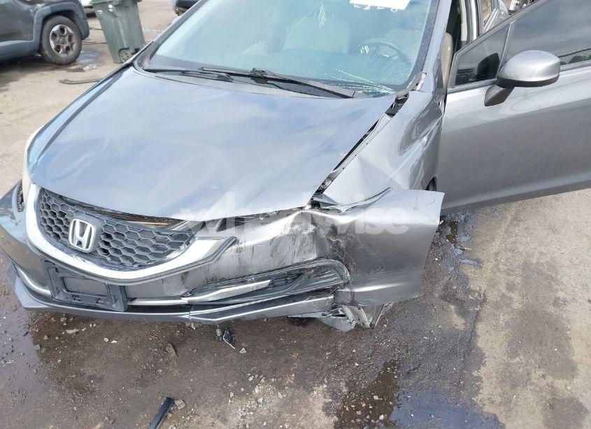 Photo 6 of 2013 Honda Civic LX (VIN 19XFB2F56DE097124)