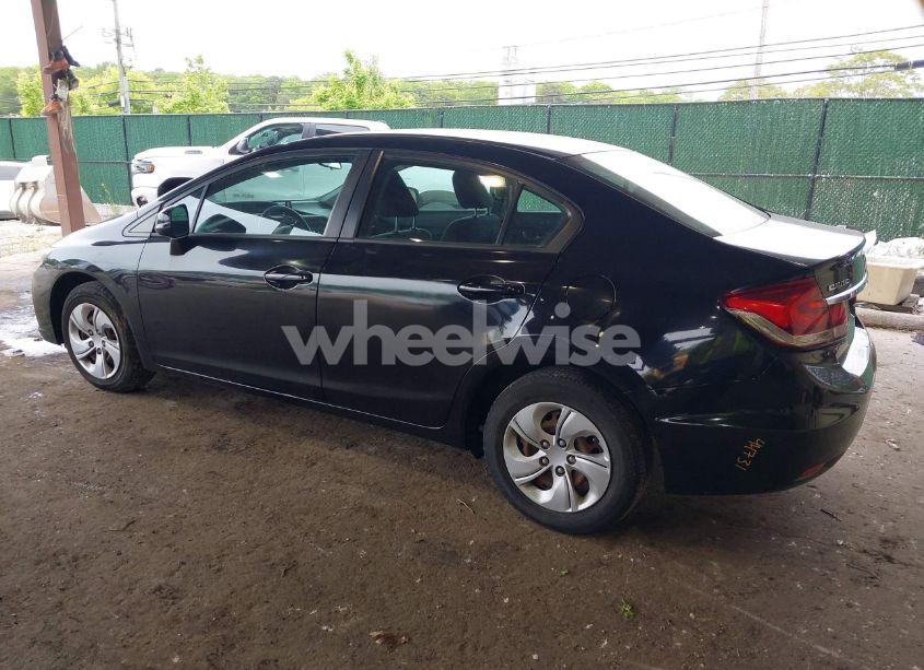 Photo 3 of 2013 Honda Civic LX (VIN 19XFB2F56DE216371)