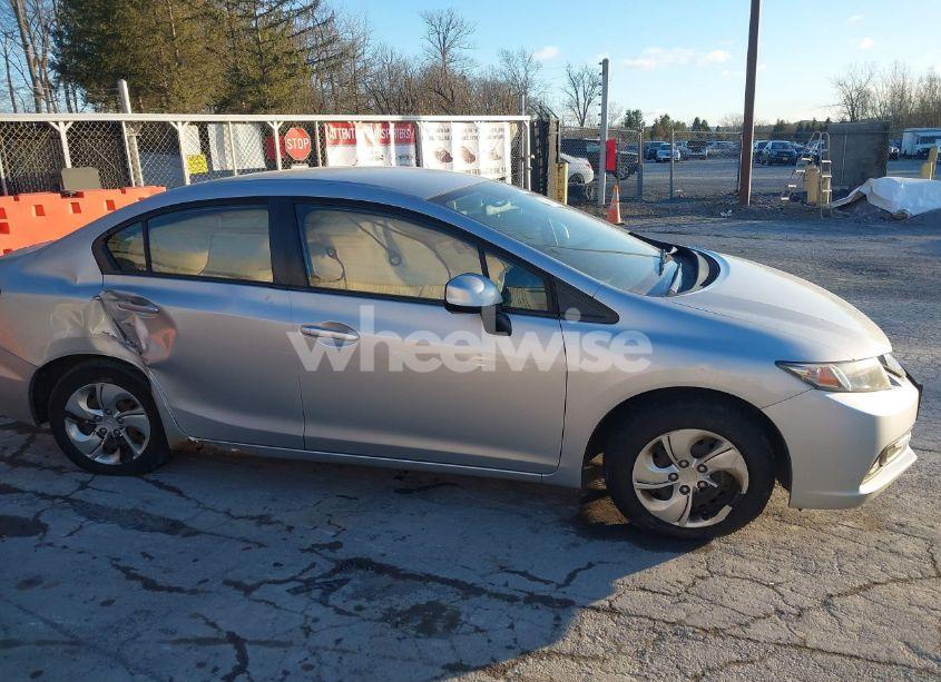 Photo 13 of 2013 Honda Civic LX (VIN 19XFB2F56DE263612)