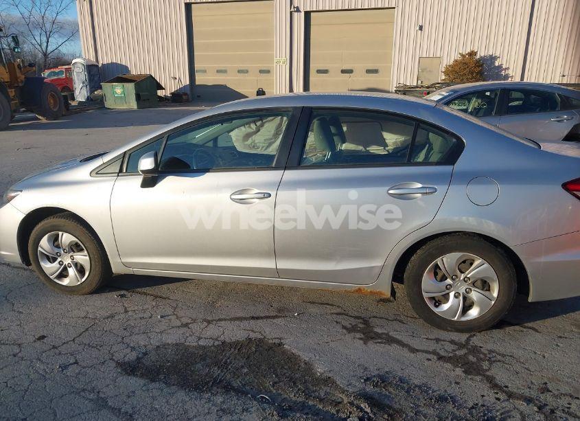 Photo 14 of 2013 Honda Civic LX (VIN 19XFB2F56DE263612)