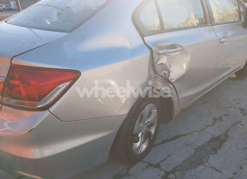 Photo 17 of 2013 Honda Civic LX (VIN 19XFB2F56DE263612)