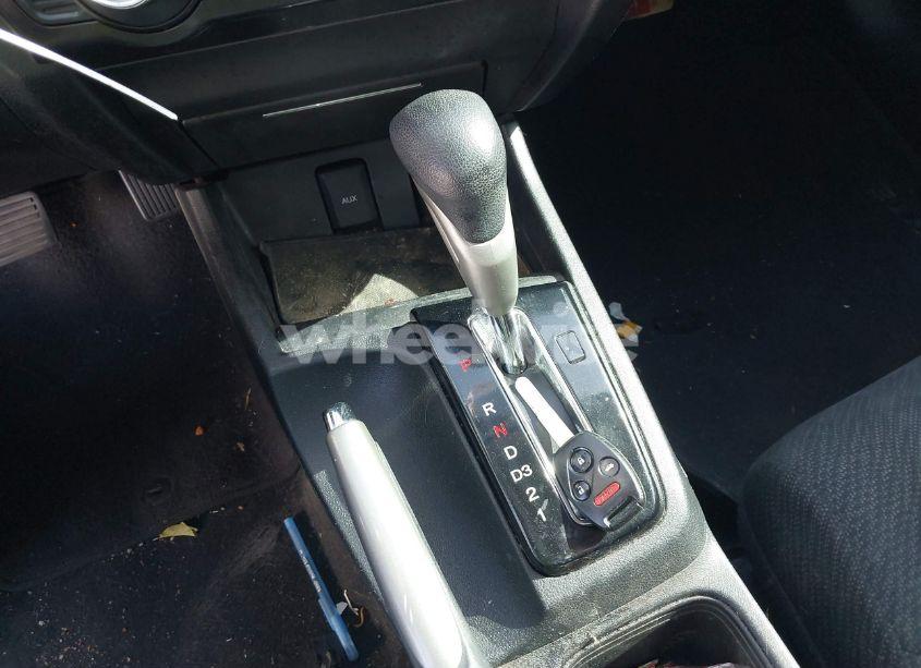 Photo 11 of 2013 Honda Civic LX (VIN 19XFB2F56DE276795)