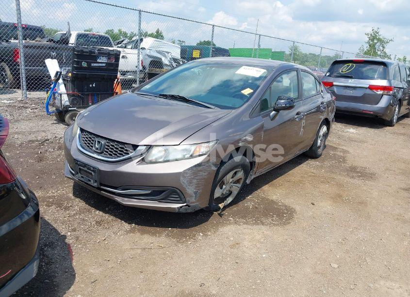 Photo 2 of 2013 Honda Civic LX (VIN 19XFB2F56DE292334)