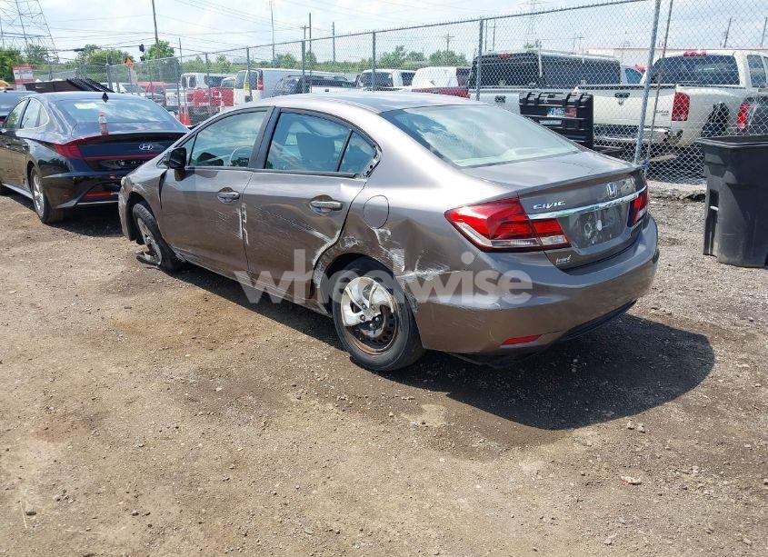 Photo 3 of 2013 Honda Civic LX (VIN 19XFB2F56DE292334)