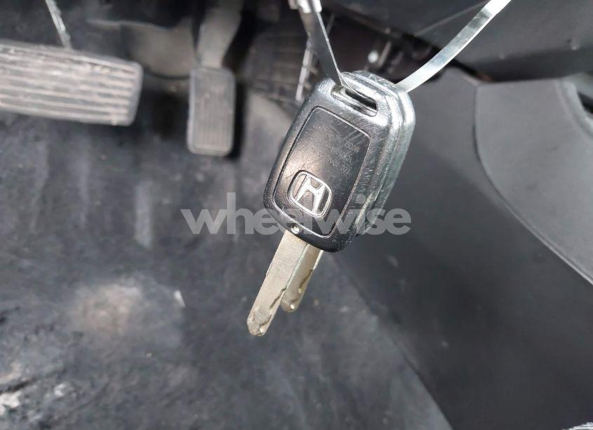 Photo 11 of 2014 Honda Civic LX (VIN 19XFB2F56EE000098)