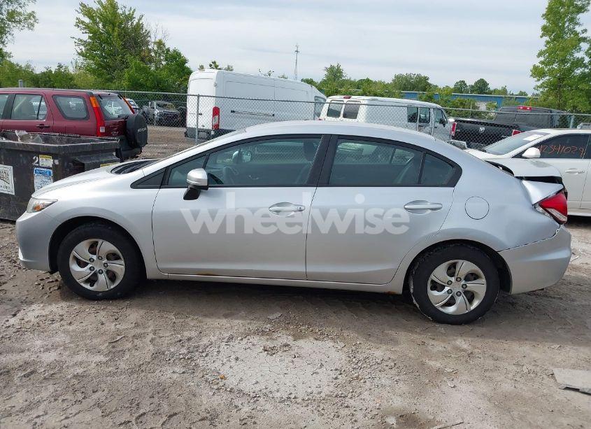 Photo 14 of 2014 Honda Civic LX (VIN 19XFB2F56EE000098)