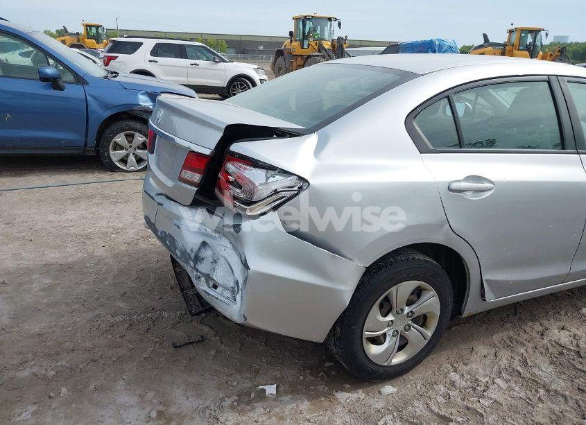 Photo 6 of 2014 Honda Civic LX (VIN 19XFB2F56EE000098)