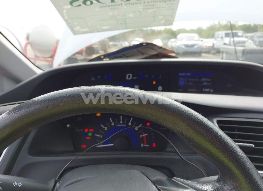 Photo 7 of 2014 Honda Civic LX (VIN 19XFB2F56EE000098)