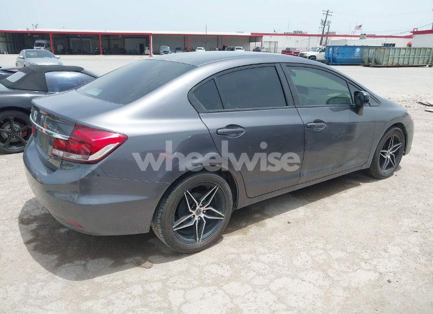 Photo 4 of 2014 Honda Civic LX (VIN 19XFB2F56EE008492)