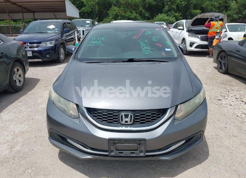 Photo 6 of 2014 Honda Civic LX (VIN 19XFB2F56EE008492)