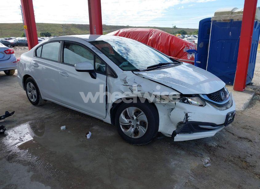 2014 Honda Civic LX (VIN 19XFB2F56EE025437) main photo