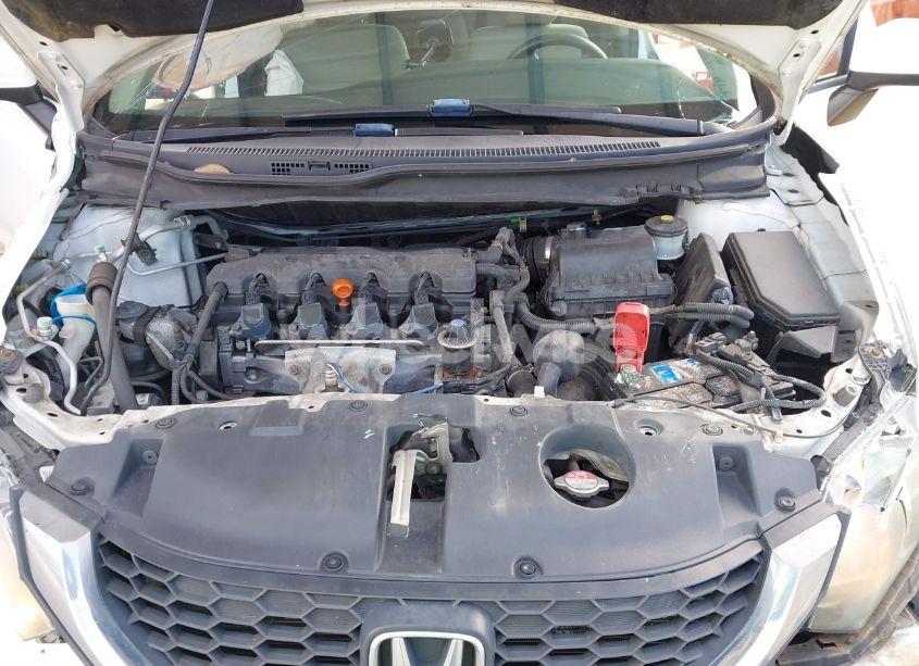 Photo 10 of 2014 Honda Civic LX (VIN 19XFB2F56EE025437)